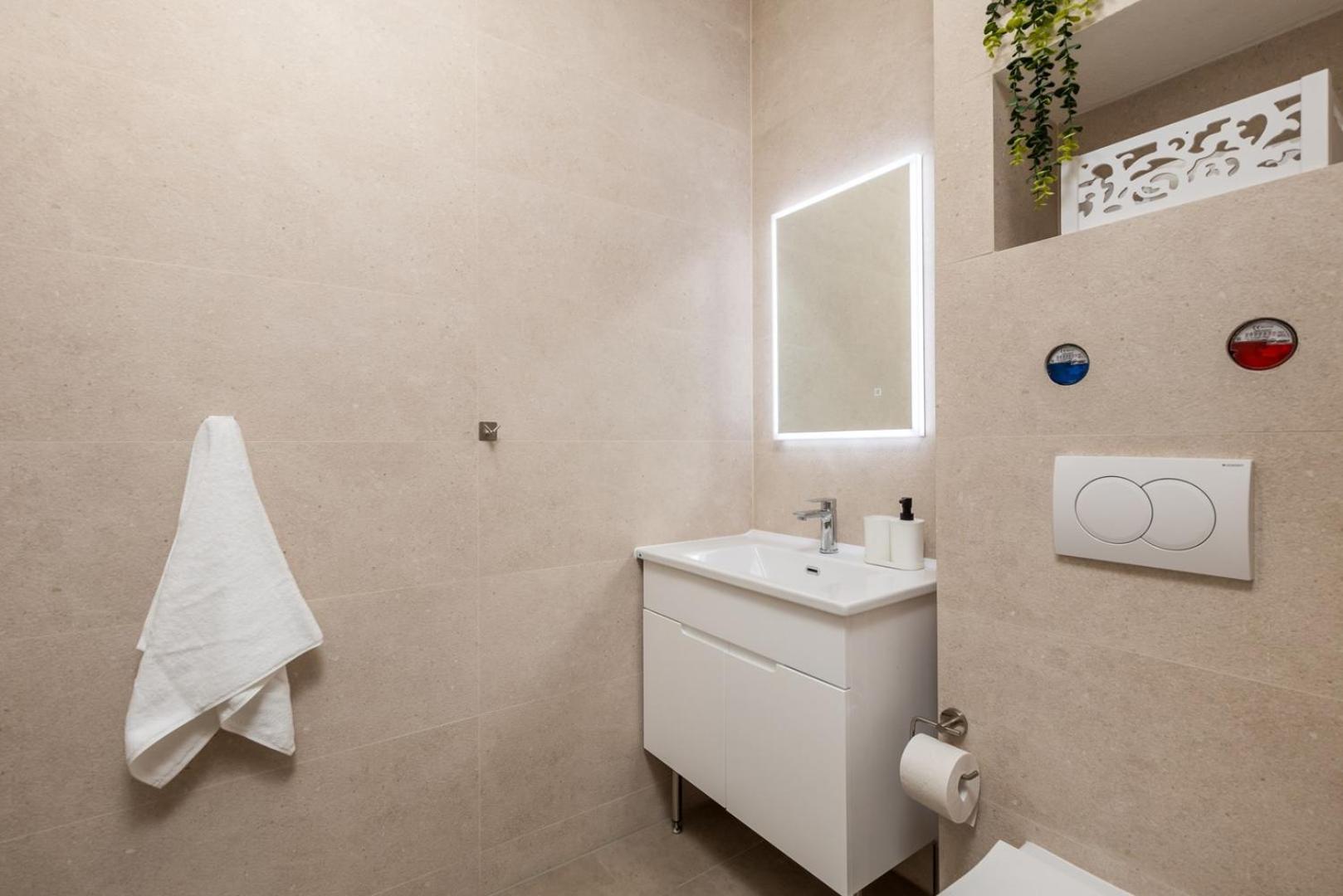 Apartments Jadranka Omisalj ภายนอก รูปภาพ
