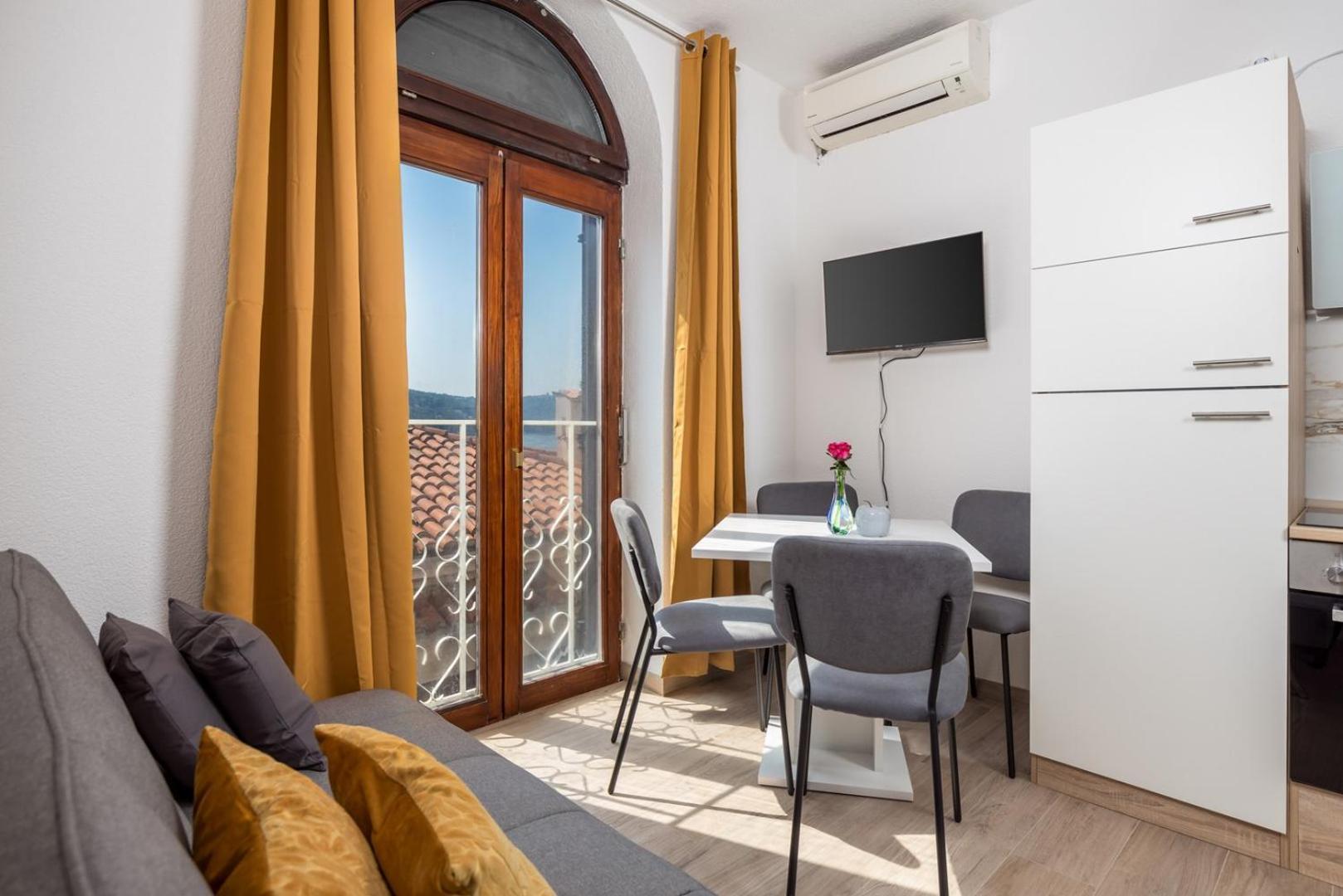 Apartments Jadranka Omisalj ภายนอก รูปภาพ