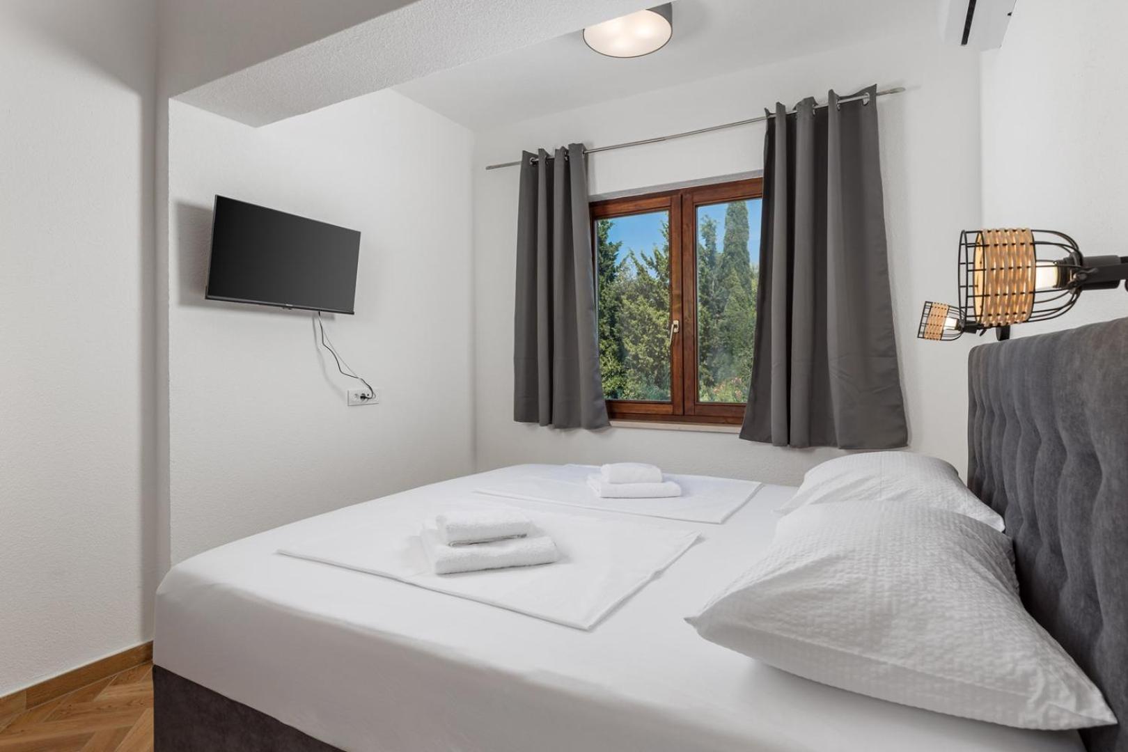 Apartments Jadranka Omisalj ภายนอก รูปภาพ