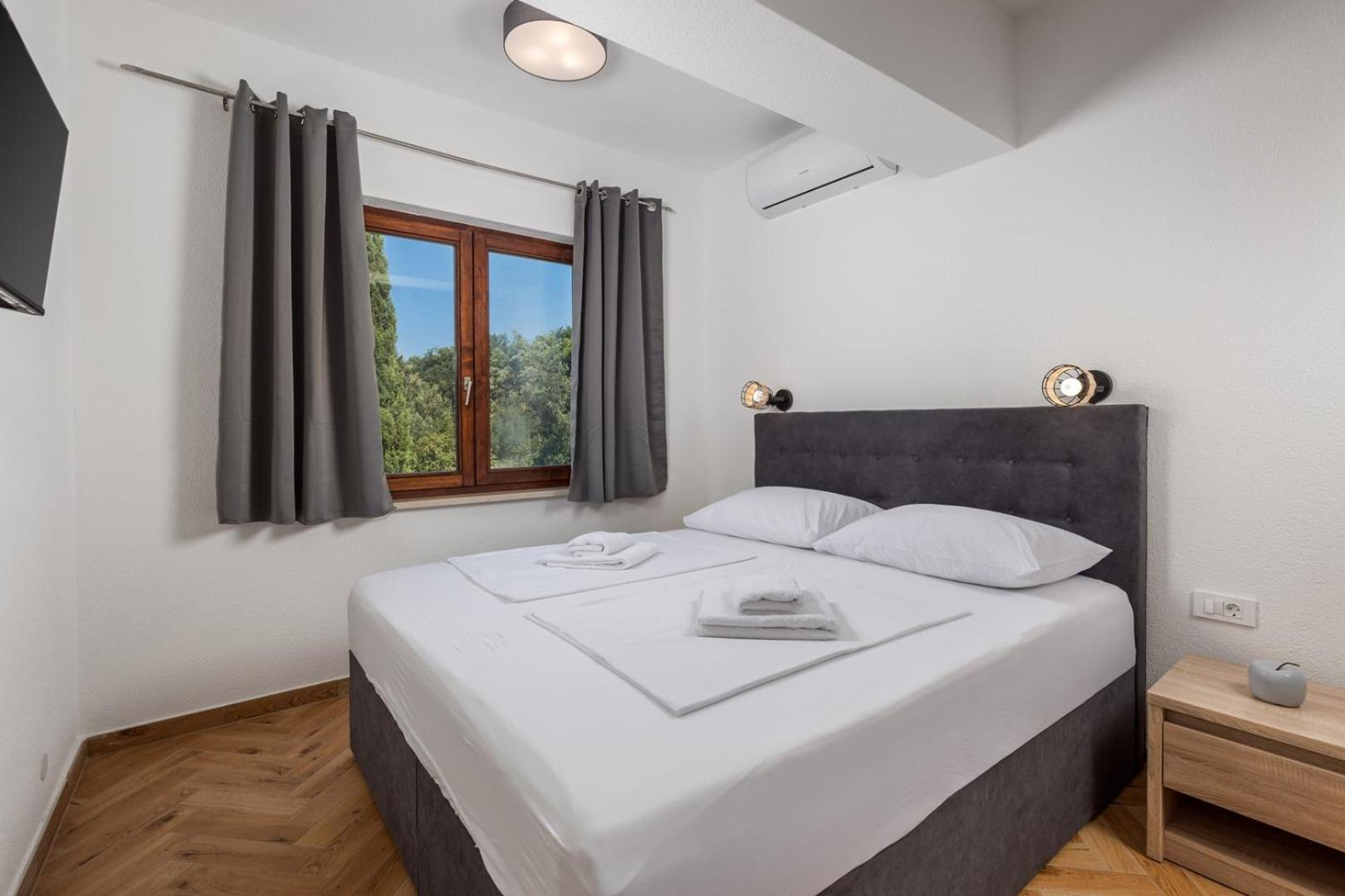 Apartments Jadranka Omisalj ภายนอก รูปภาพ