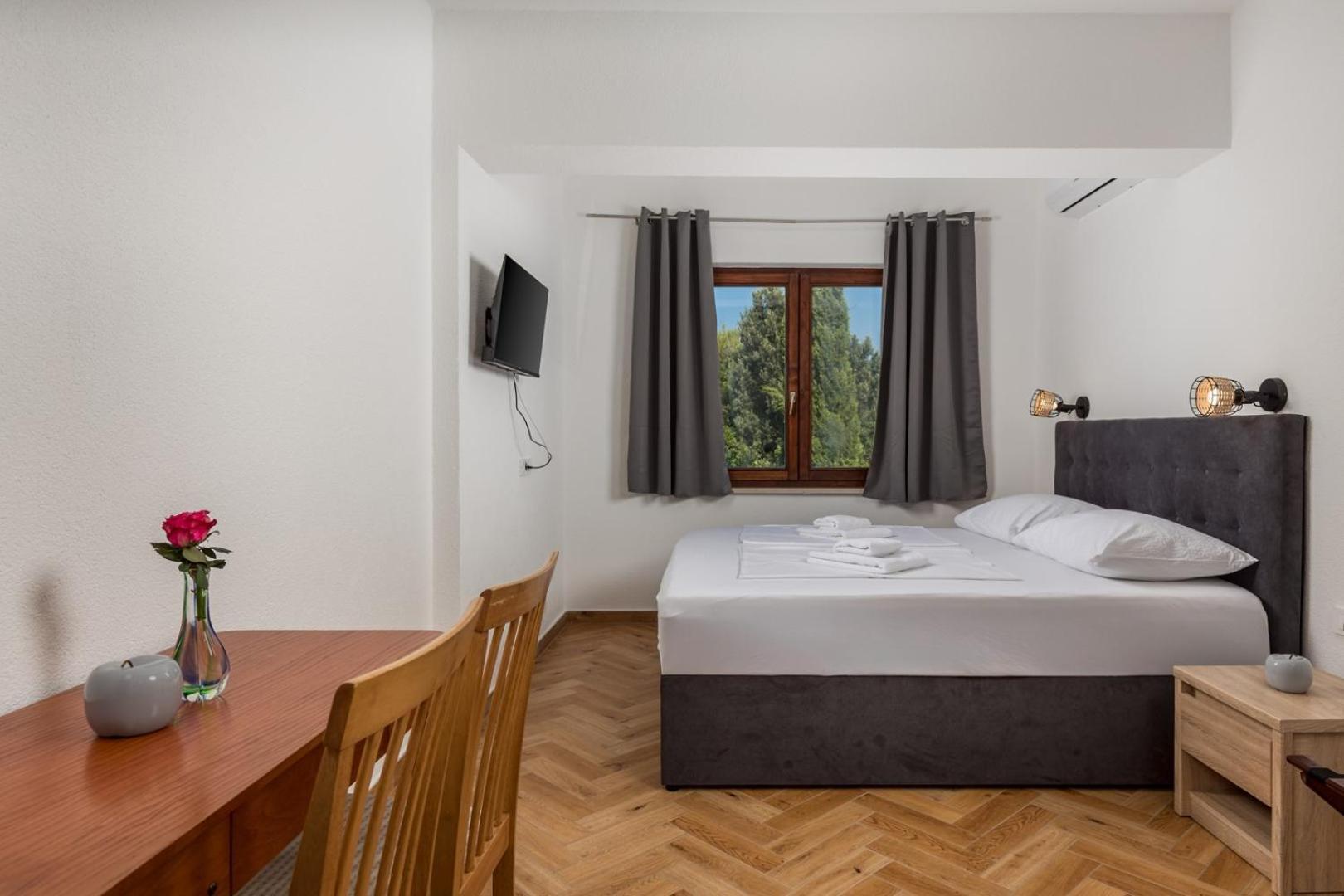 Apartments Jadranka Omisalj ภายนอก รูปภาพ